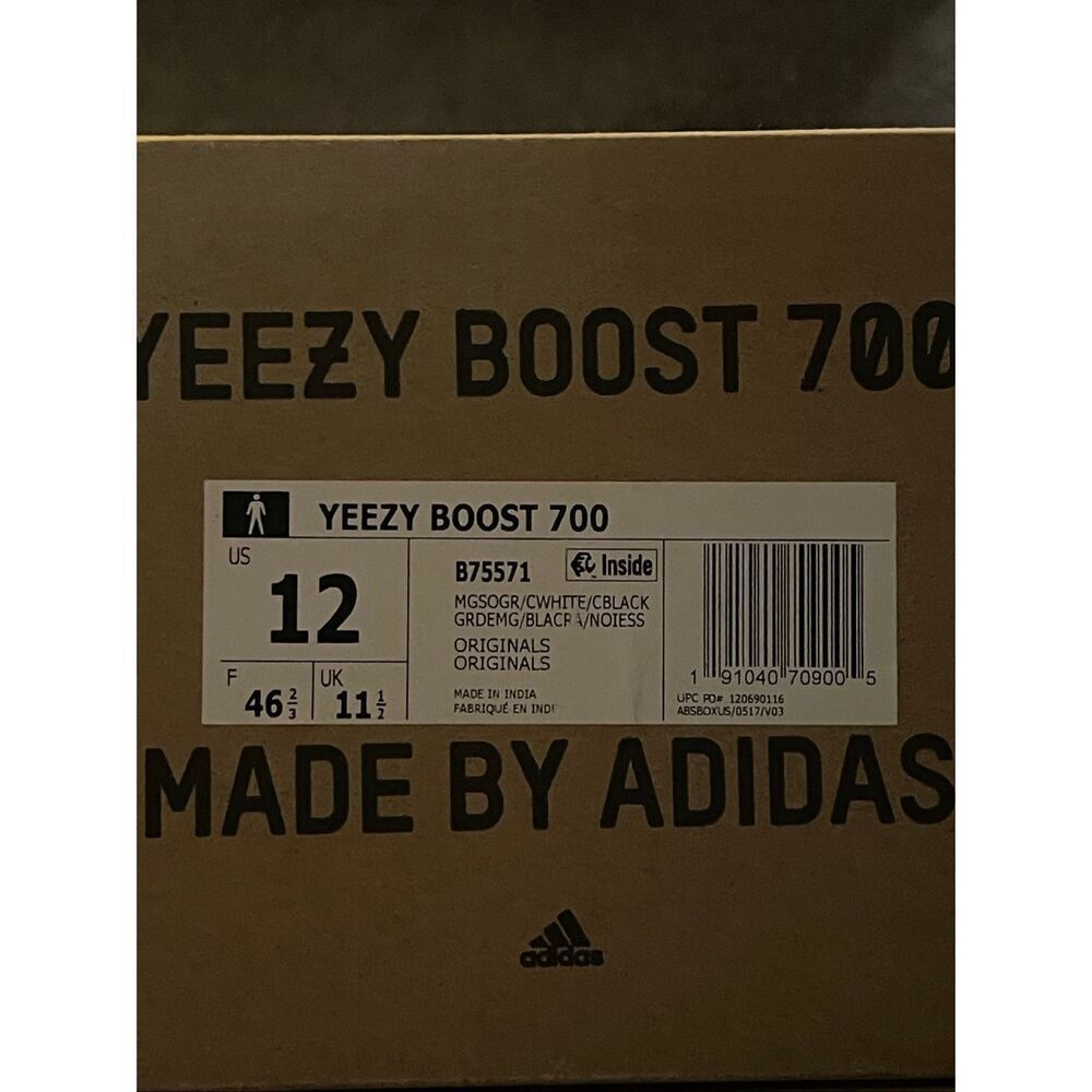 YEEZY BOOST 700 B75571 - Picture 8 of 8